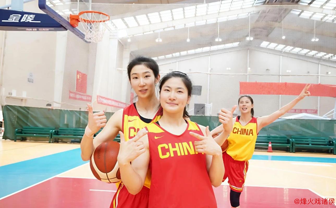 王思雨贡献13分，中国女篮热身赛再负日本，战绩1胜4负
