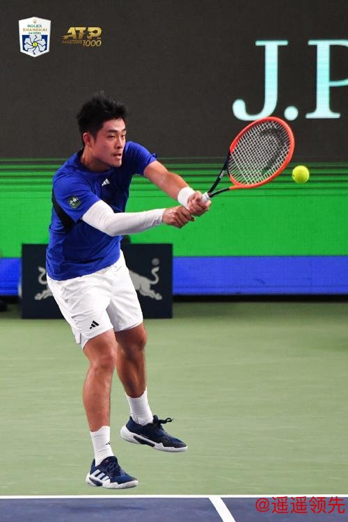 上海大师赛首日吴易昺获年内首胜 商竣程赢开门红